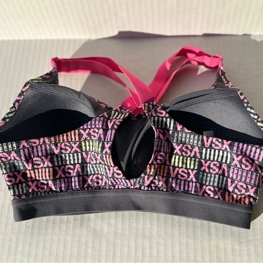 VSX SPORT multicolored adult/teen bra crop top sports bra athletic size 32C NWOT
